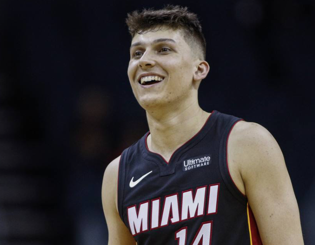 逼迫皇马从 逼迫皇马从